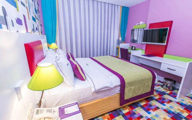 Mayi Hotel