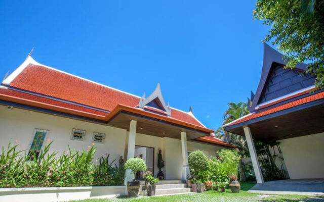 La Romanee Infinity Villa by Jetta