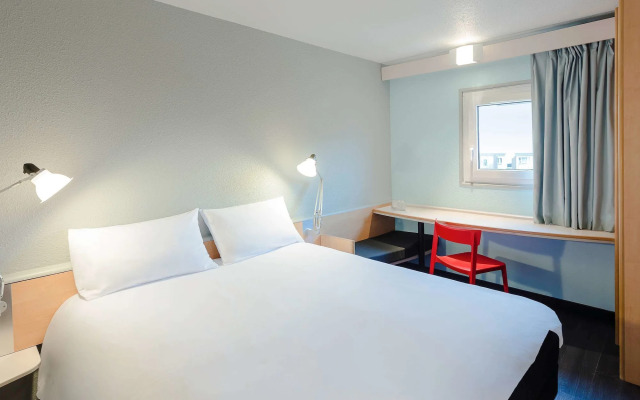 ibis Bourges