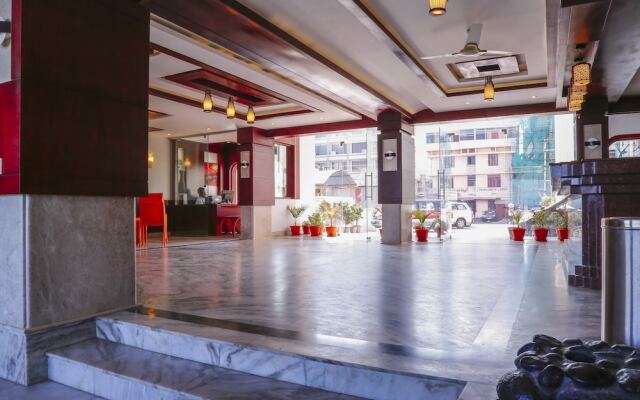 Hotel Maadhini