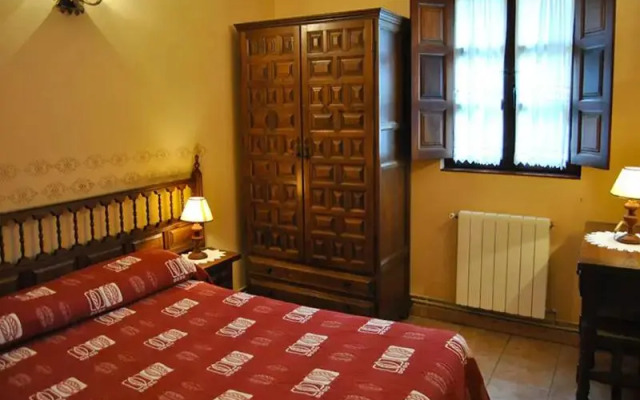 Apartamentos Santillana   Mijares 3000
