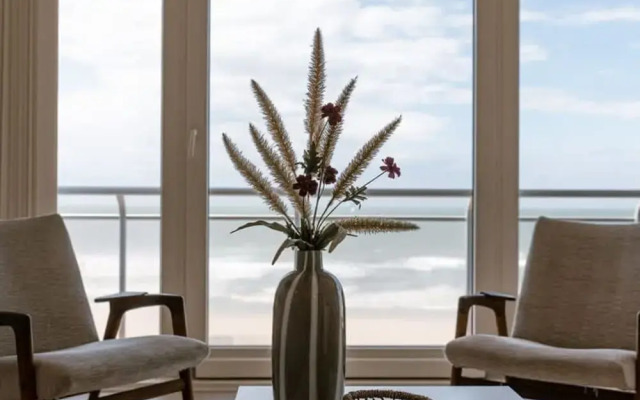 Bright Seaview Apartment in Oostende