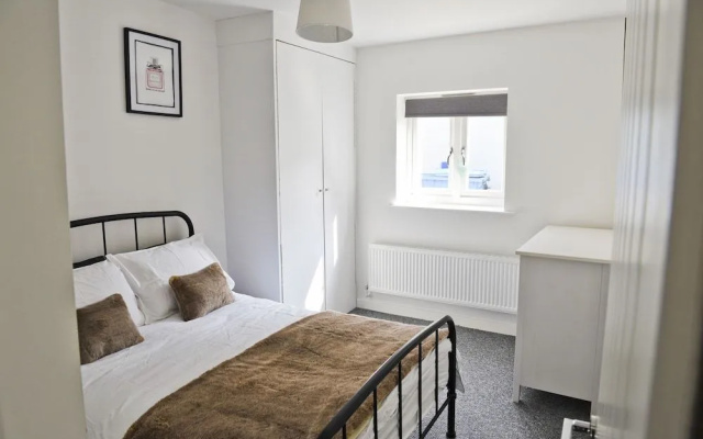 Toothbrush Apartments - Central Ipswich - Fore St - Adults Only