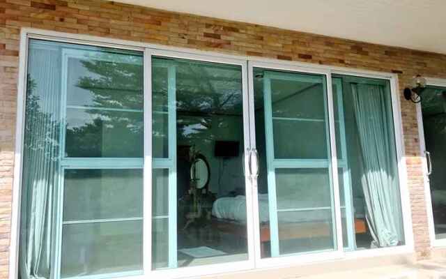 V&K Baansuankaew Resort