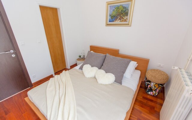 Green Hills Apartment