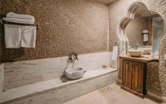 Erenbey Cave Hotel