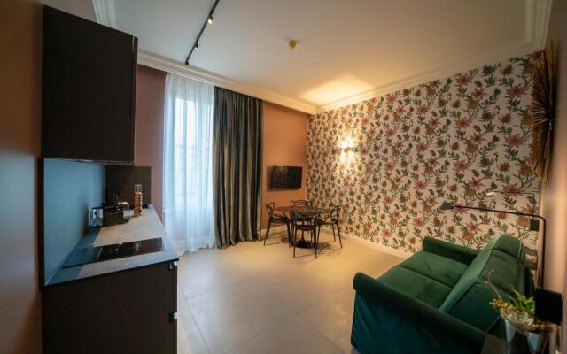7 Suites