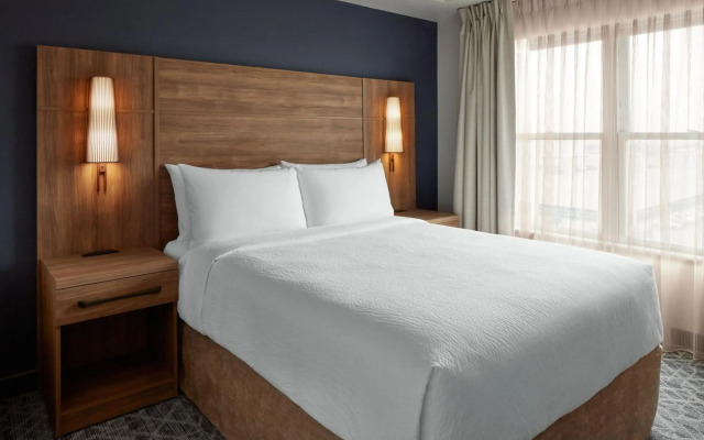 Residence Inn by Marriott Mississauga - Airport Corporate Centre West