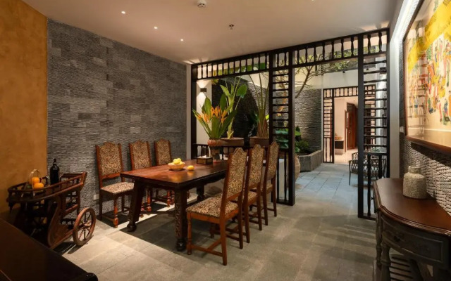 Le Parfum Apartment And Hotel