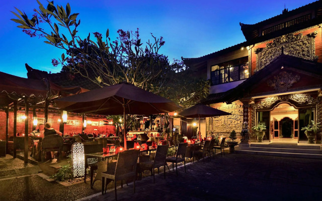 Ari Putri Hotel