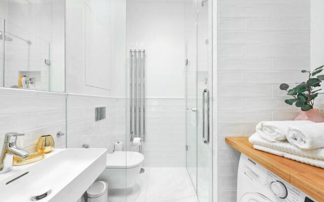 Palace Dlazdena Central Apartment - New Town