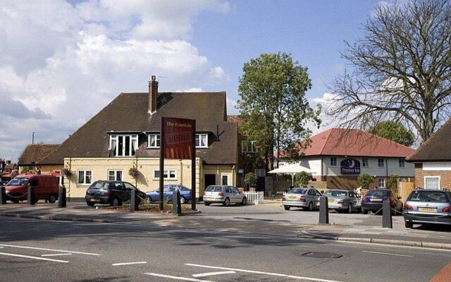 Premier Inn Twickenham East