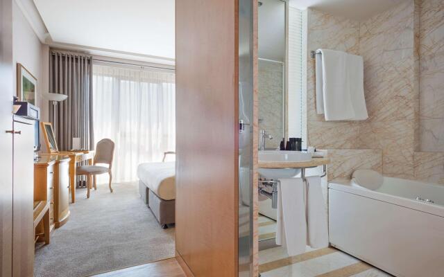 Melia Athens