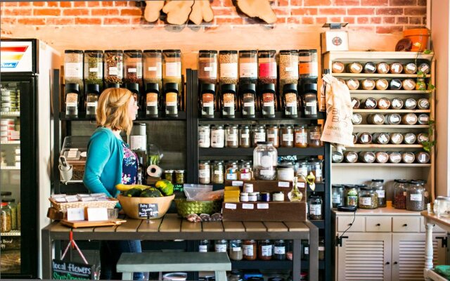 Hotel Indigo Jacksonville-Deerwood Park by IHG