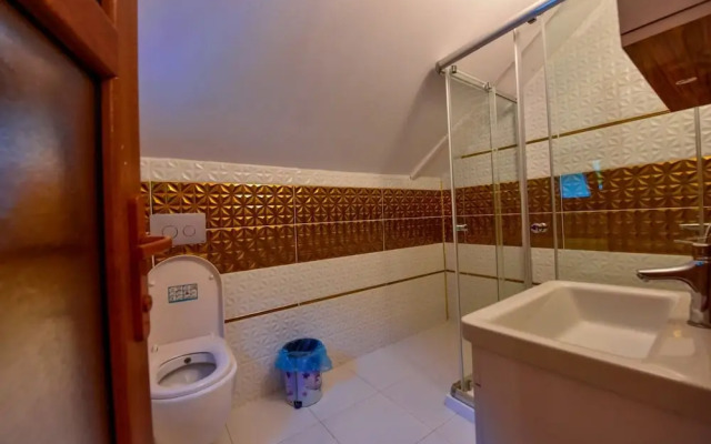 Ada Bungalow Hotel