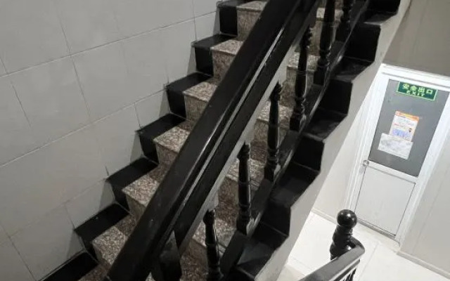 Shanghai Debao Hotel