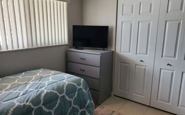 Pelican Inlet C117 2 Bedroom Condo By Redawning