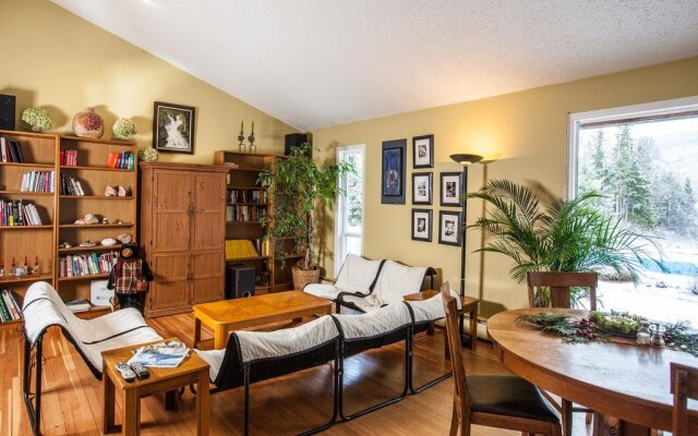 Mulvehill Creek Wilderness Inn