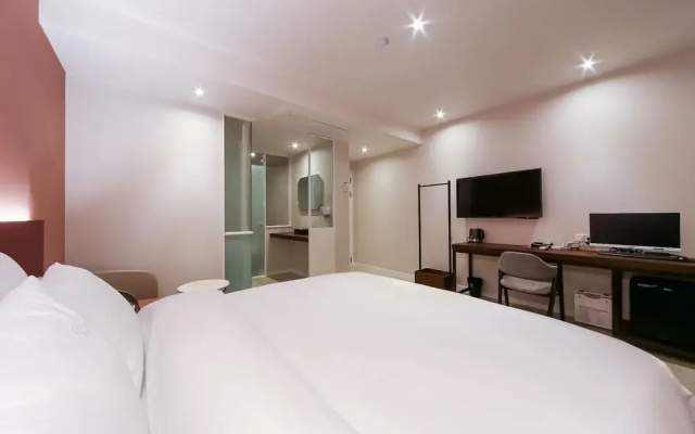 Busan Daeyeondong Hotel Bosco