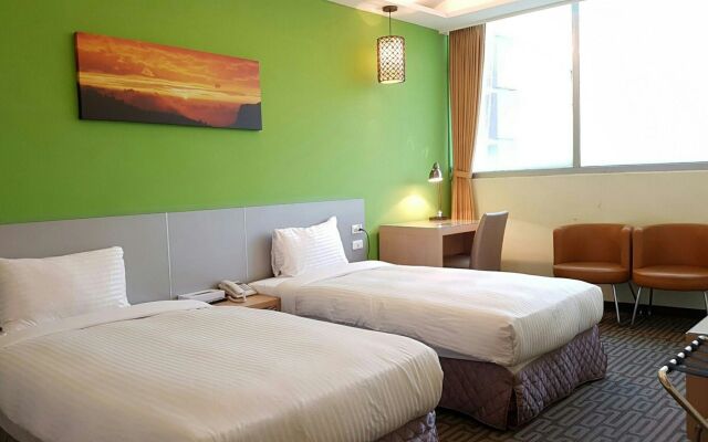 YOYO Hotel