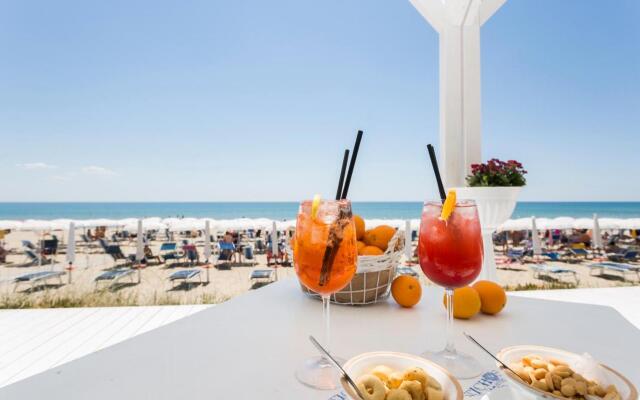 Ticho's Greenblu Hotel