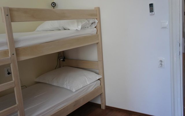 Hostel Sweet Dreams Accommodations