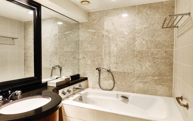 InterContinental Tokyo Bay by IHG