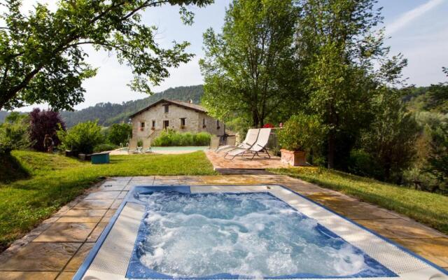 CASALE SANTA CATERINA Jacuzzi&Pool