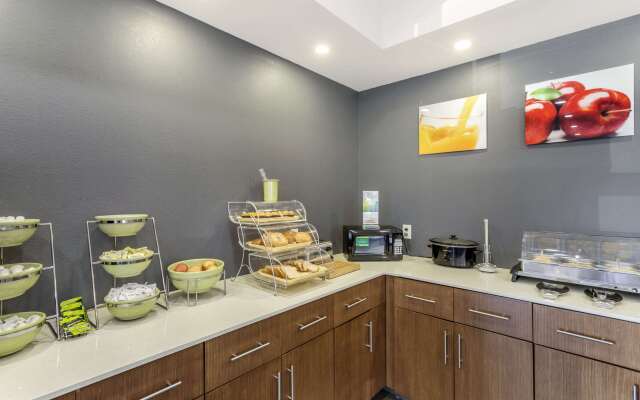 Quality Inn Cookeville