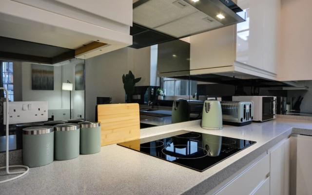 Cosy Wigan Apartment With Sunny Views