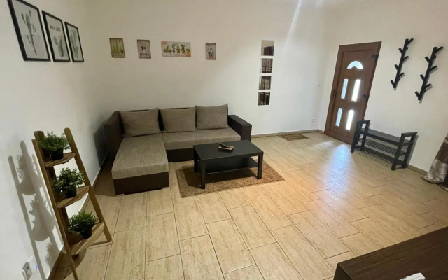 Árvíz Apartman