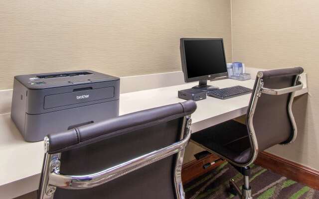 Comfort Inn & Suites Norman near University