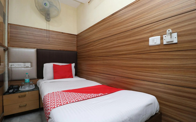 Collection O 3504 Vivek International Hotel