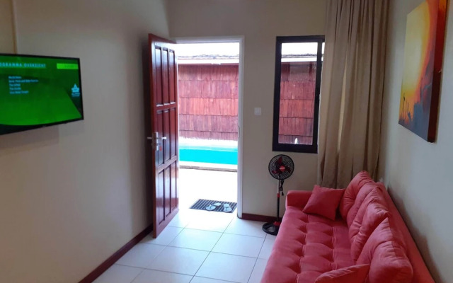 Max Garden and Pool
