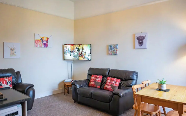 East Wing Apartment