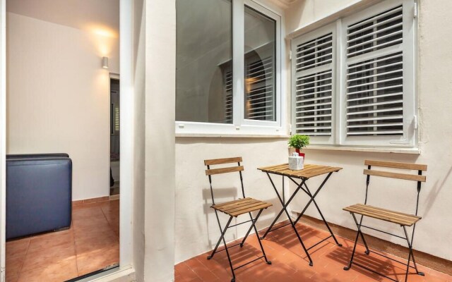 Awesome Apartment in Dubrovnik With 2 Bedrooms and Wifi