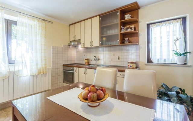 Beautiful Home in Kanfanar With Wifi and 2 Bedrooms