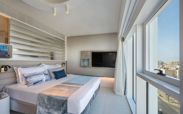Port Tower by Isrotel Design