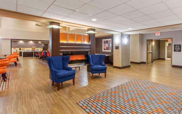 Hampton Inn & Suites Merced