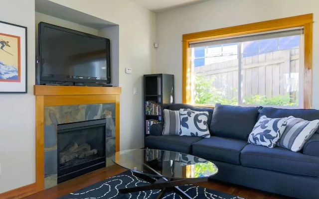 Seattle Vacation Home: The Chalet