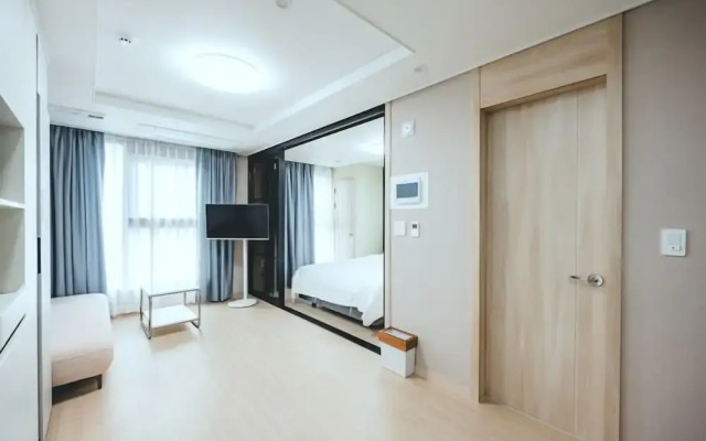 H avenue sasang station Residence hotel