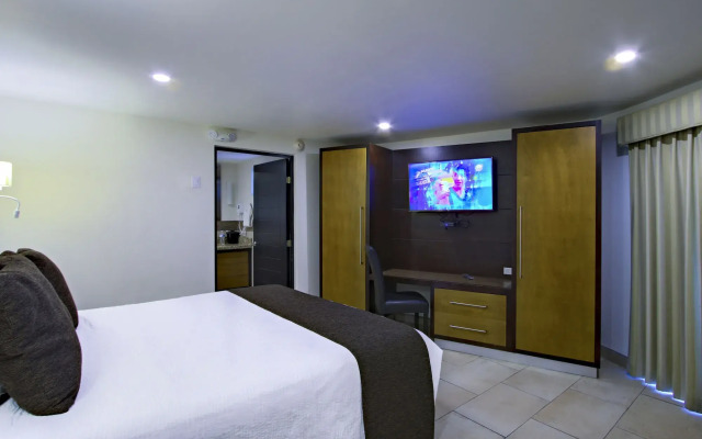 Hotel La Pinta