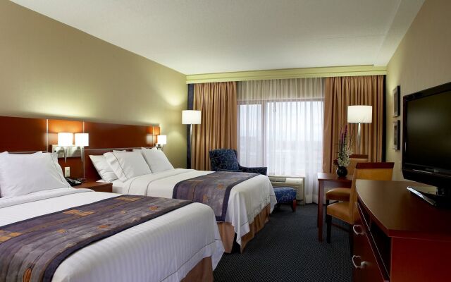 Fairfield Inn & Suites by Marriott Montreal Airport