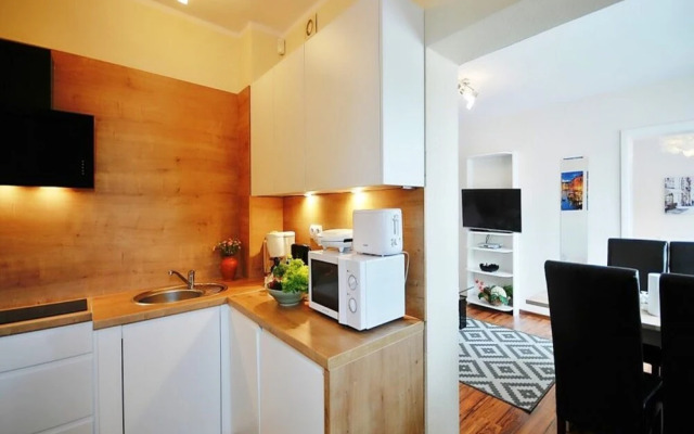 3-room Apartment With Balcony, Close to the Beach