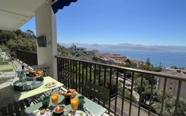 Appartement Ajaccio, 4 pièces, 6 personnes - FR-1-61-591
