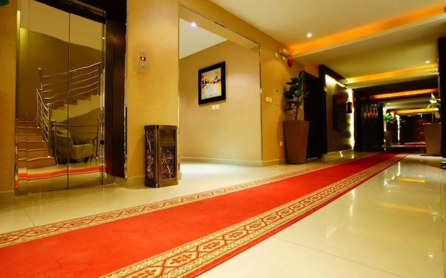 Sama Al Qasr Khorais