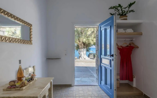 Floras Rooms