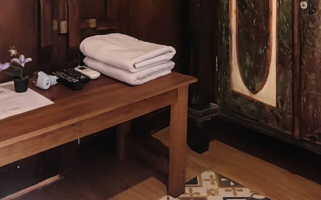 TwoSpaces Living at Kayu Beach Villa