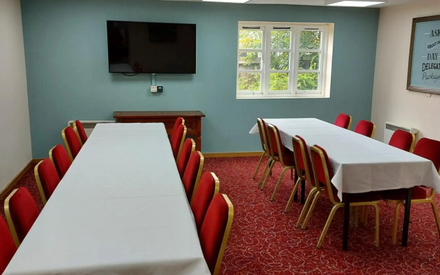 Meadow Farm, Redditch by Marstons Inns