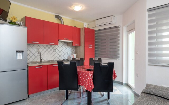 Apt Near N.park Paklenica 2 Few Mt Sea